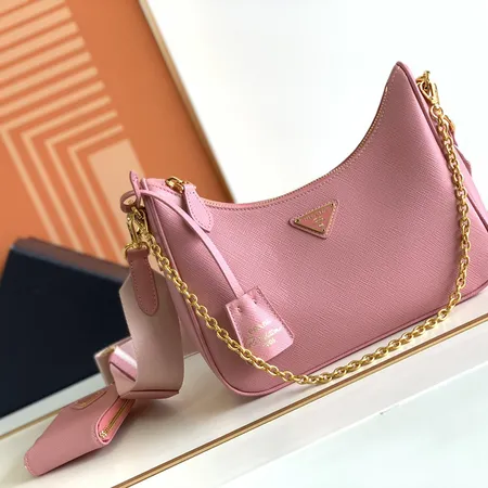 プラダ キーケース