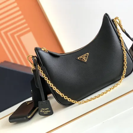 プラダ キーケース