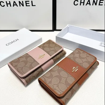 コーチ 折り財布