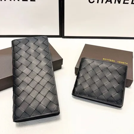 ボッテガ ヴェネタ 折り財布