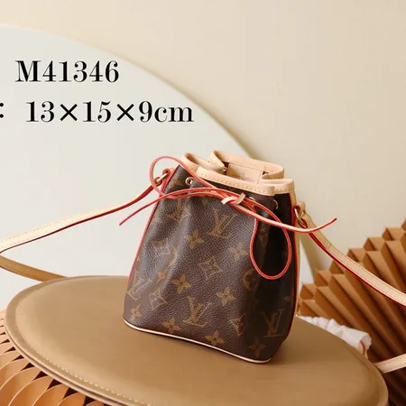 ルイヴィトン キーケース