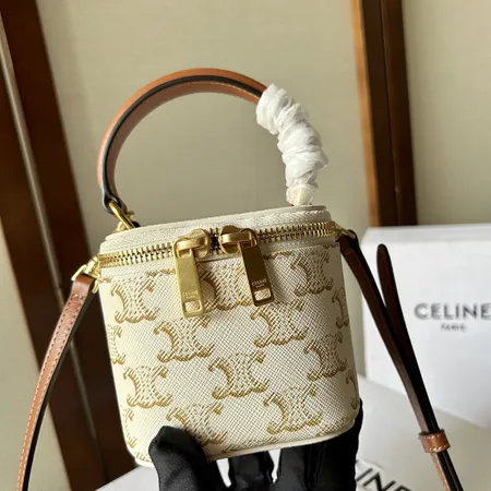 セリーヌ キーケース