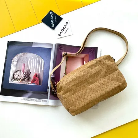 イッセイ ミヤケ キーケース