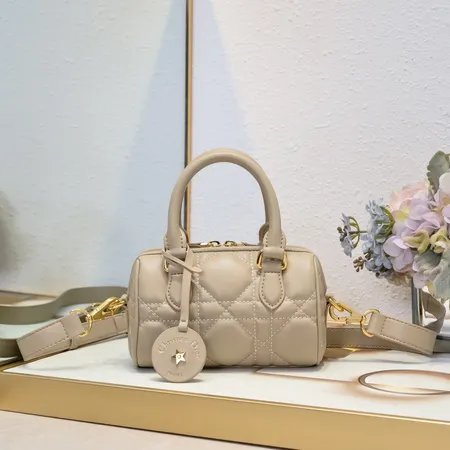 ディオール キーケース