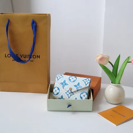 ルイヴィトン 名刺入れ