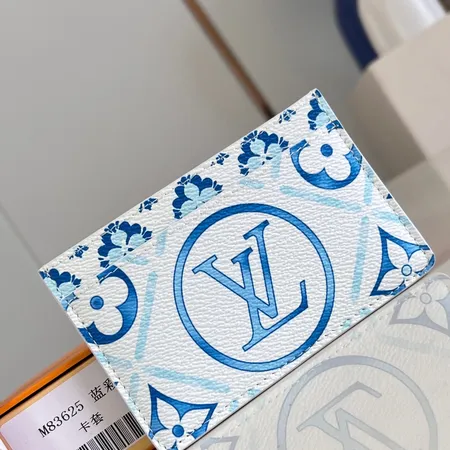 ルイヴィトン 名刺入れ