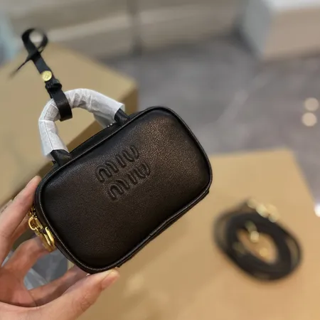 ミュウミュウ キーケース