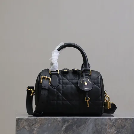 ディオール キーケース