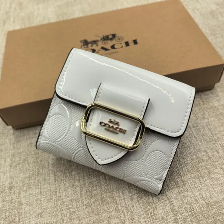 コーチ 折り財布