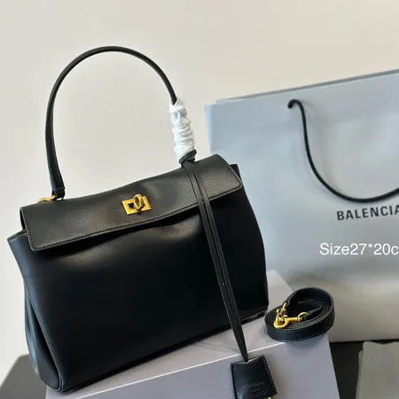 バレンシアガ キーケース