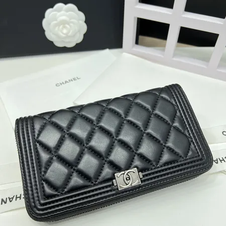 シャネル 長財布
