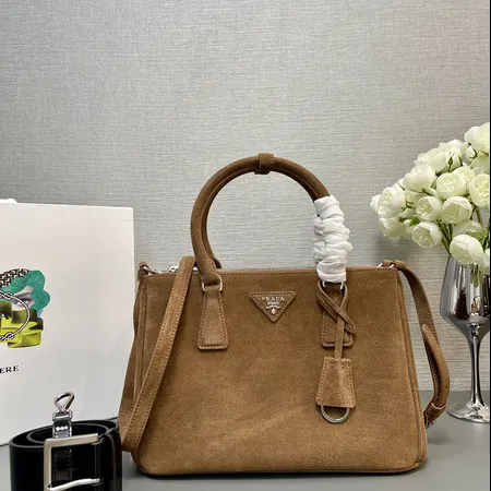 プラダ キーケース