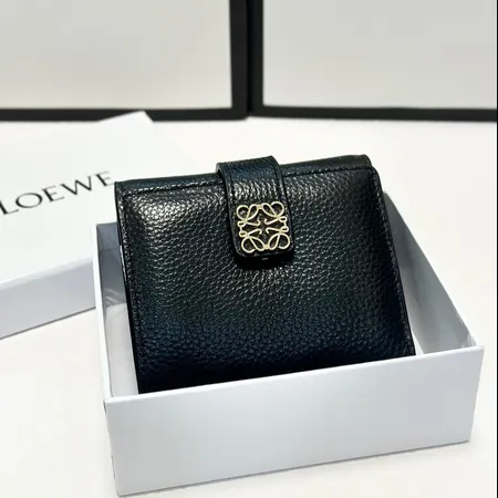 ロエベ 折り財布