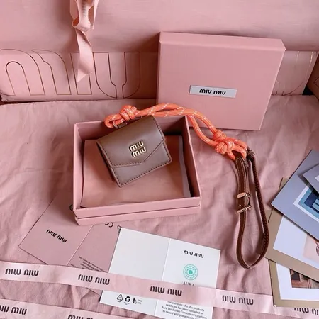 ミュウミュウ キーケース