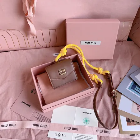 ミュウミュウ キーケース