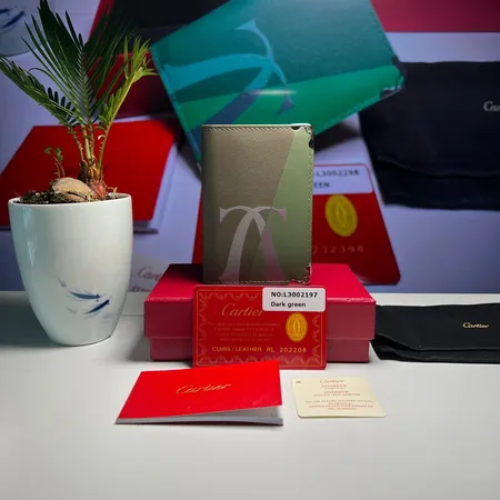 カルティエ 名刺入れ