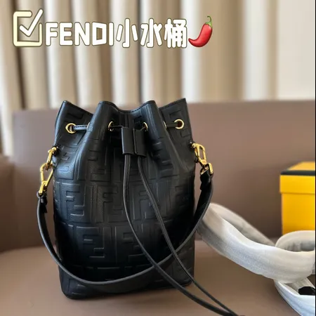 フェンディ キーケース