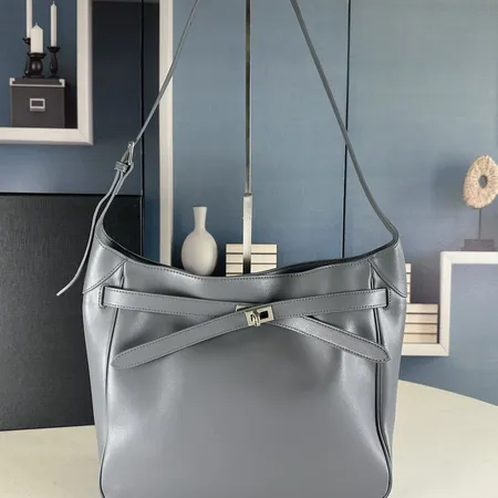 バレンシアガ キーケース