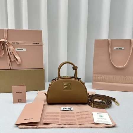 ミュウミュウ キーケース