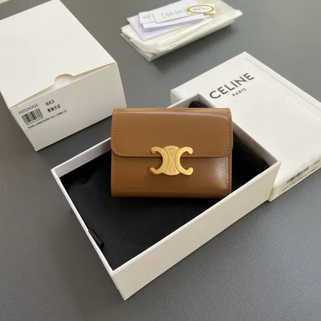 セリーヌ 折り財布