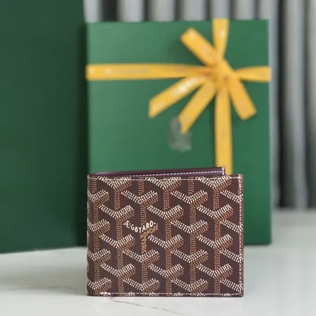 ゴヤール 折り財布