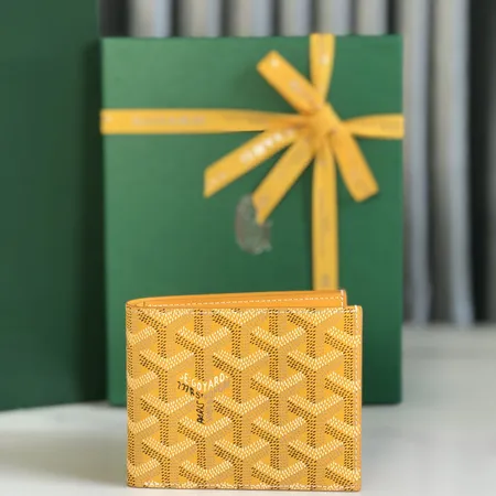 ゴヤール 折り財布