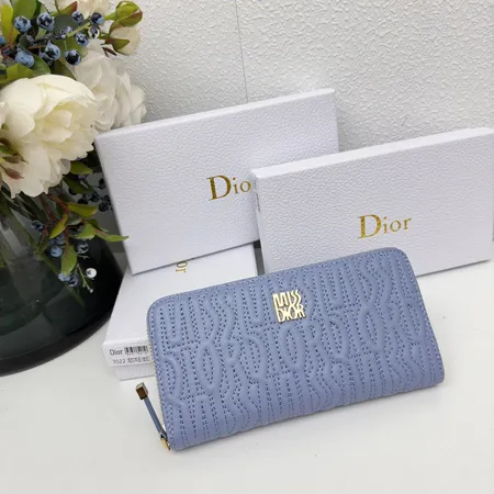ディオール 長財布