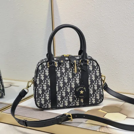 ディオール キーケース