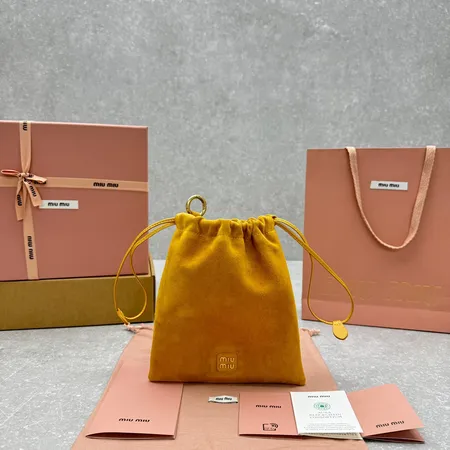 ミュウミュウ キーケース