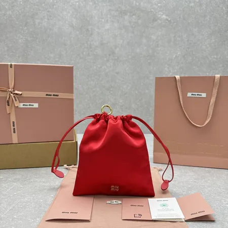 ミュウミュウ キーケース