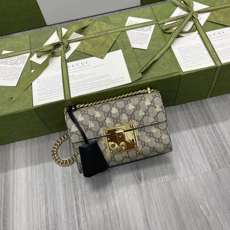 グッチ キーケース