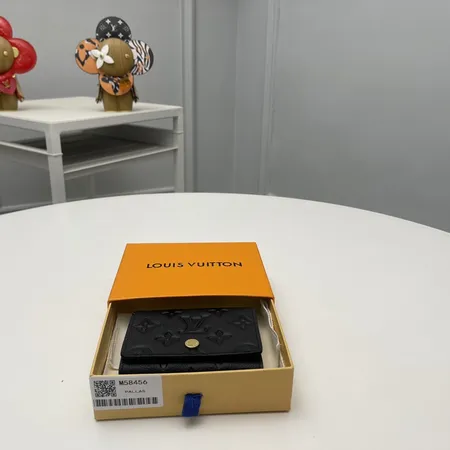 ルイヴィトン 名刺入れ