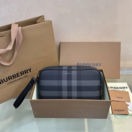 バーバリー ス キーケース