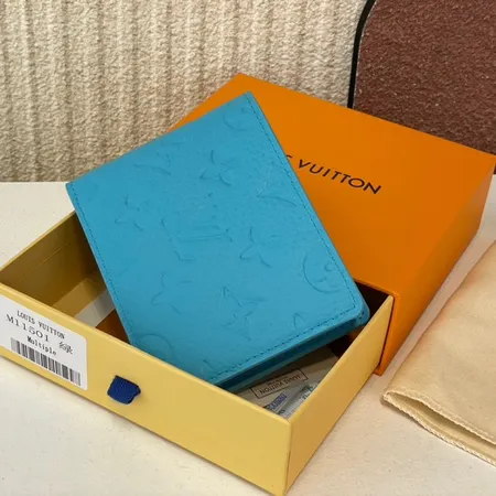 ルイヴィトン 折り財布