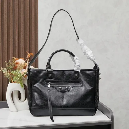 バレンシアガ キーケース