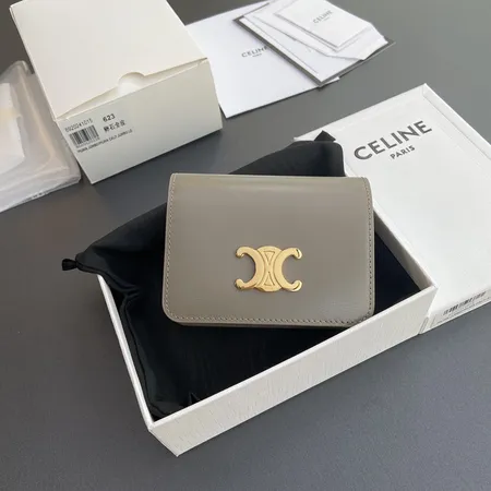 セリーヌ 折り財布