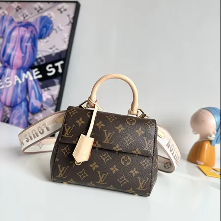 ルイヴィトン キーケース