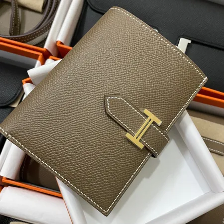 エルメス 折り財布