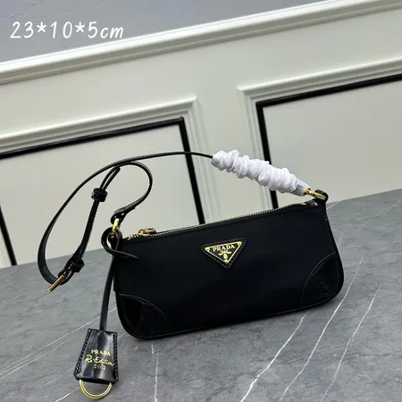 プラダ キーケース