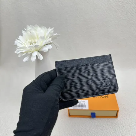 ルイヴィトン 名刺入れ