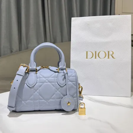 ディオール キーケース