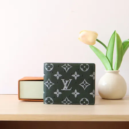 ルイヴィトン 折り財布