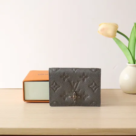 ルイヴィトン 名刺入れ