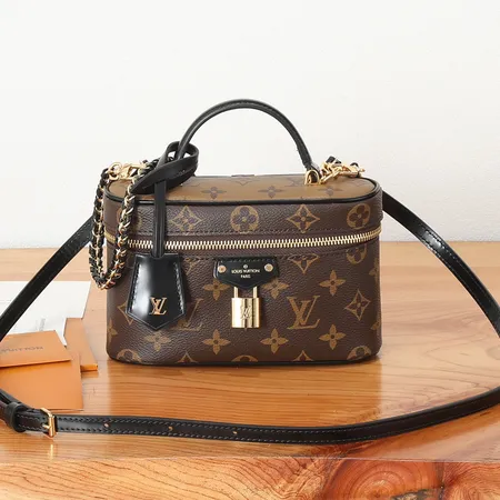 ルイヴィトン キーケース