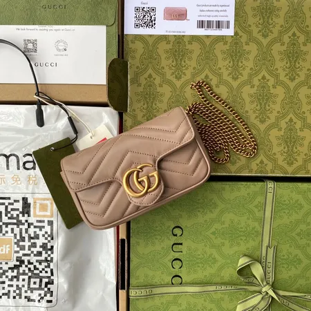 グッチ キーケース