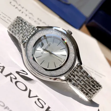 スワロフスキー 腕時計