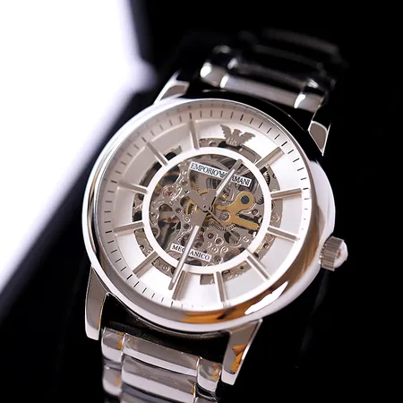 アルマーニ 腕時計