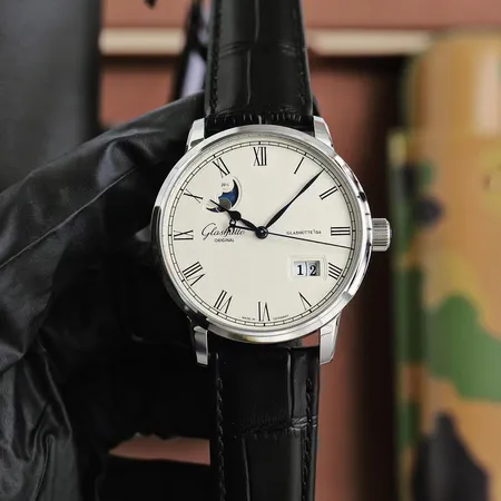 グラスヒュッテ・オリジナル 腕時計