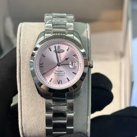 ヴィヴィアン・ウエストウッド 腕時計