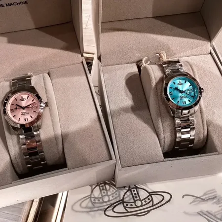 ヴィヴィアン・ウエストウッド 腕時計